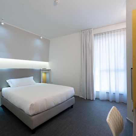 Executive Inn Boutique Hotel Brindisi Phòng bức ảnh