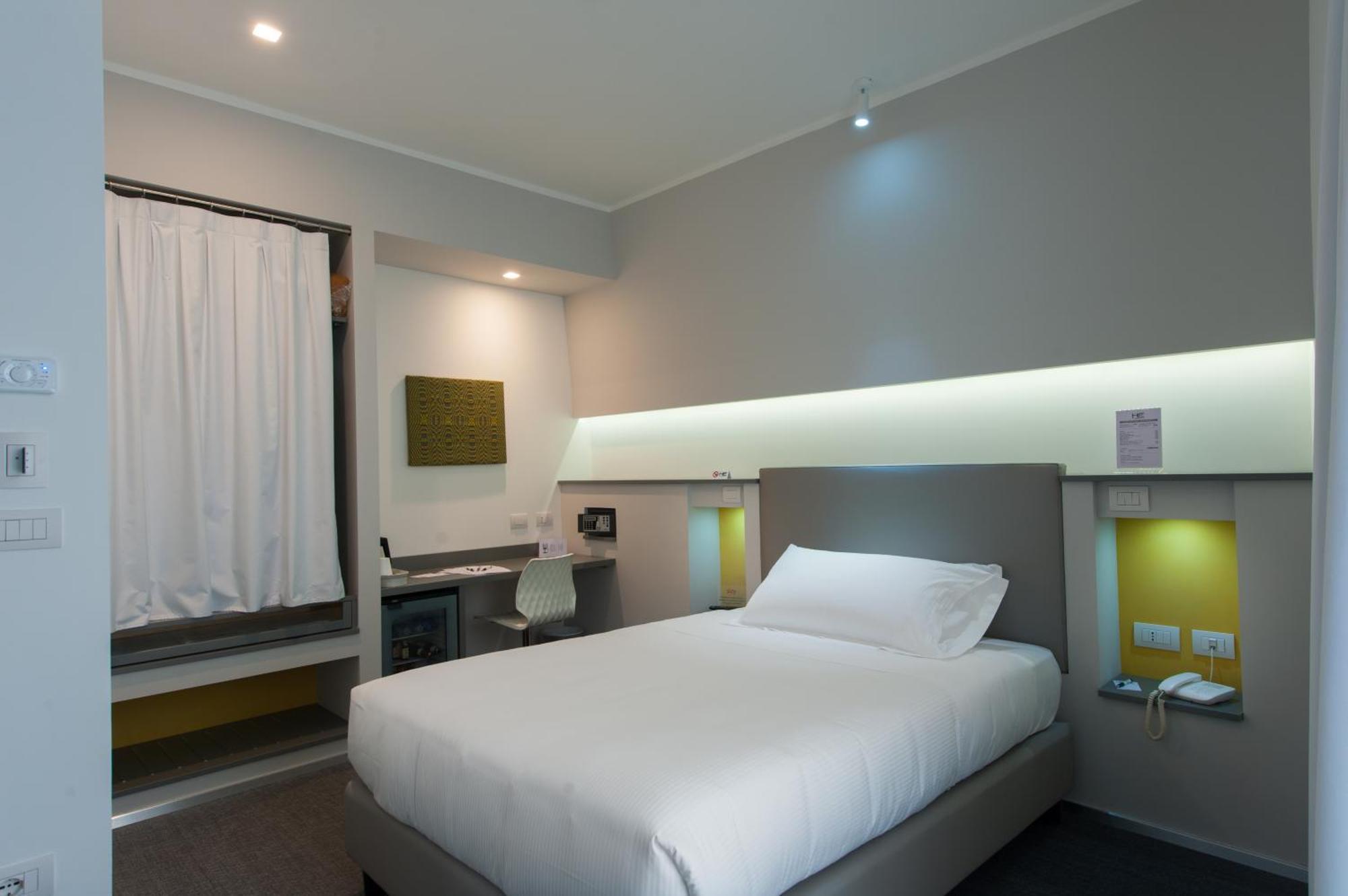 Executive Inn Boutique Hotel Brindisi Phòng bức ảnh