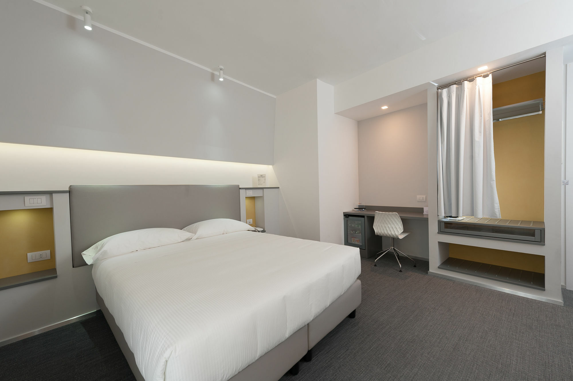 Executive Inn Boutique Hotel Brindisi Ngoại thất bức ảnh